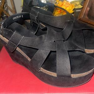 Refresh Gracie wedges, ended up being a little too much heel for me.
